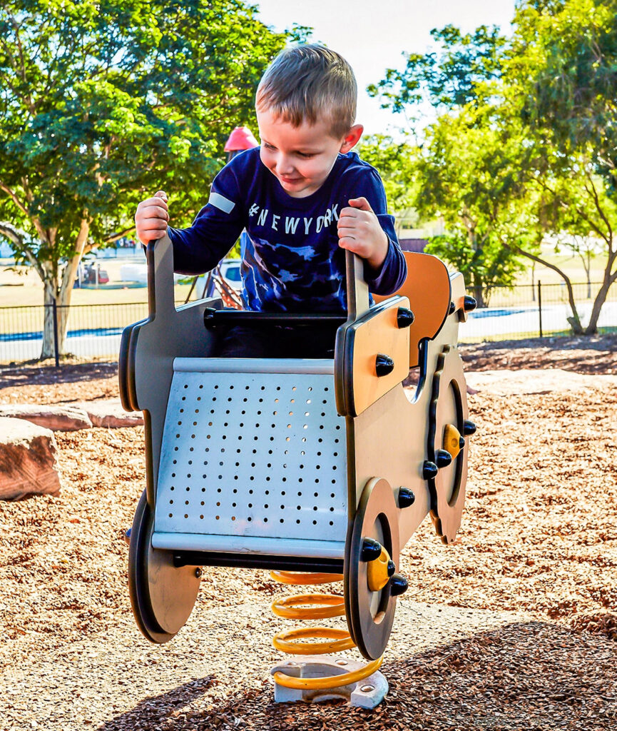 J865 32 spektakularnych nowości na placu zabaw