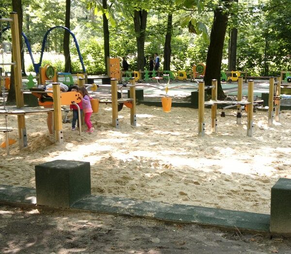 Piaskownica z elementów gumowych