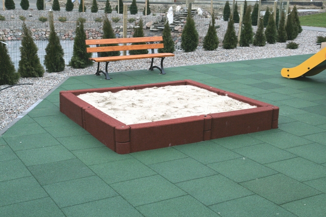 Piaskownica z elementów gumowych