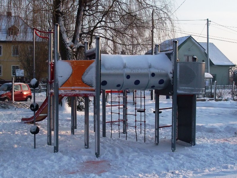 dscf0182-m dscf0182-m