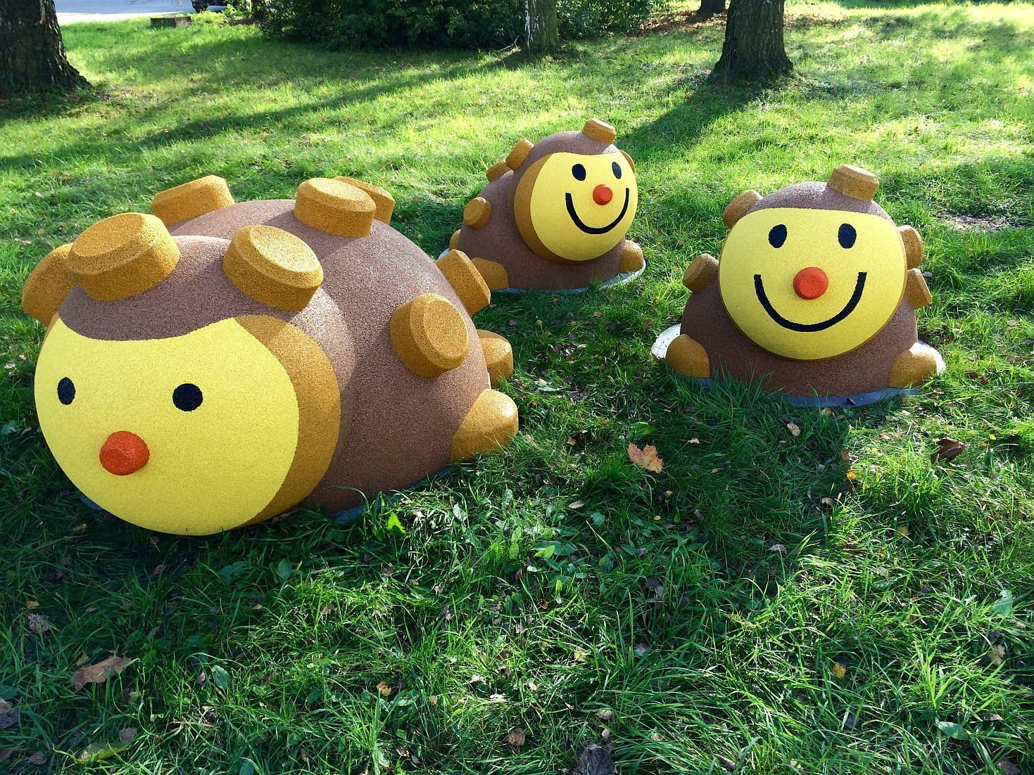 Gumowa figura na plac zabaw Mini Jeż