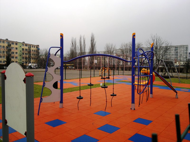 plac_zabaw_radosna_szkola_wloclawek_3