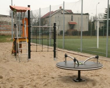 plac_zabaw_sierpc-sp3