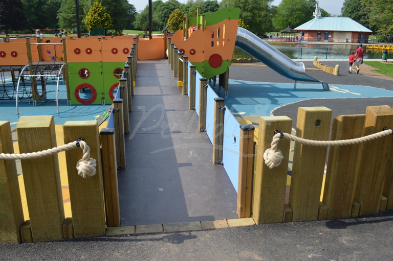 Galeon Statek integracyjny J1960