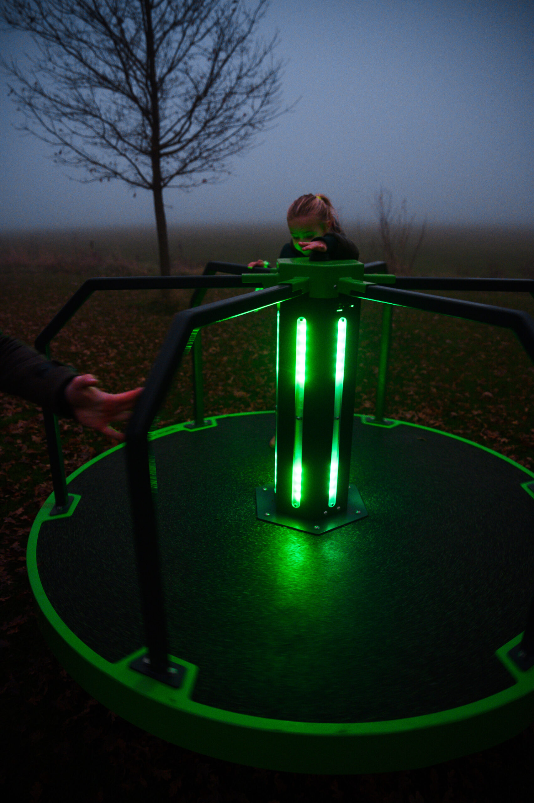 Interaktywna karuzela KineticSpinner-5 Interaktywna karuzela KineticSpinner-5