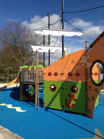 Galeon Statek integracyjny J1960